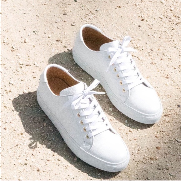 collegium Shoes - Collegium white sneakers